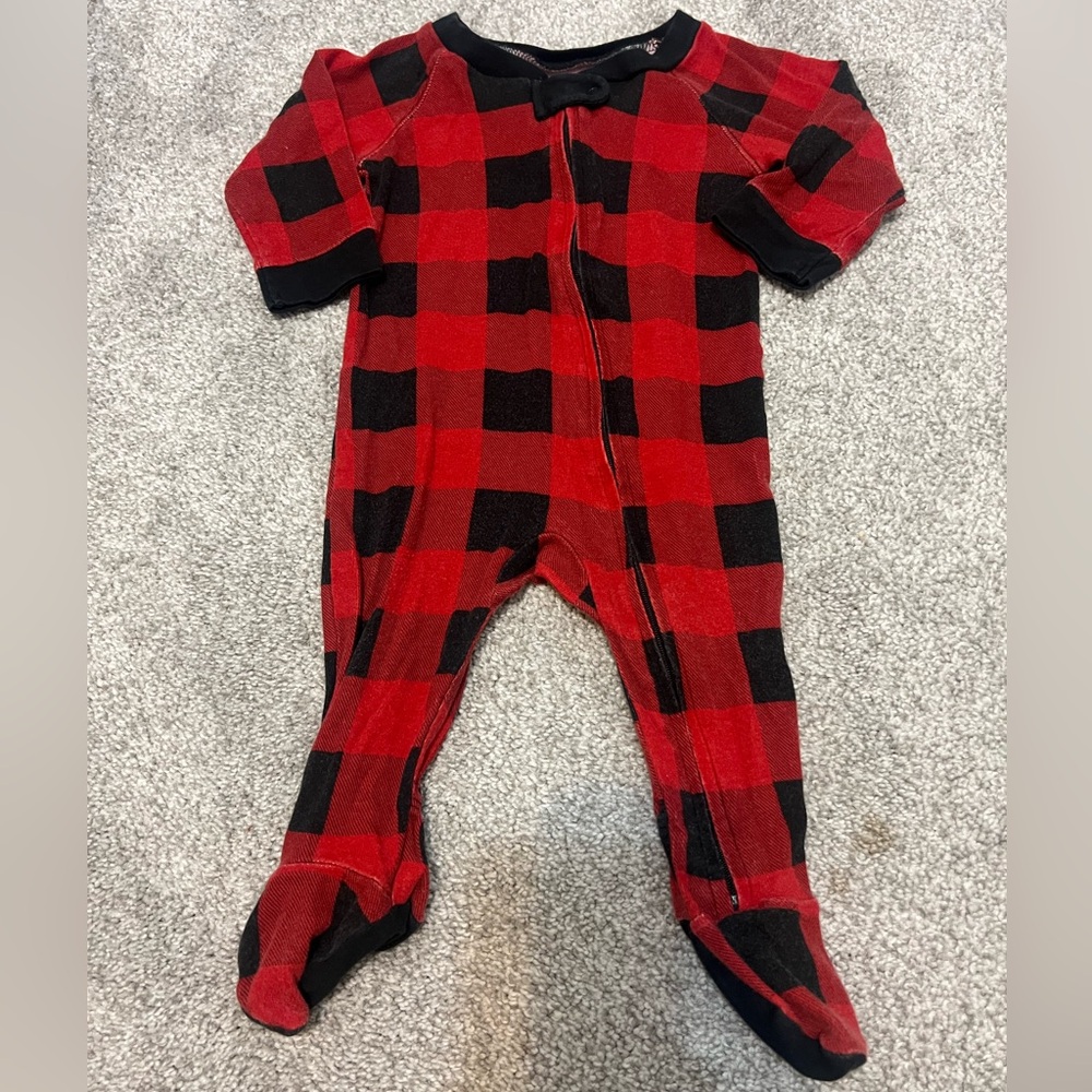 Wondershop Checkered Footed Pajama - 3-6M